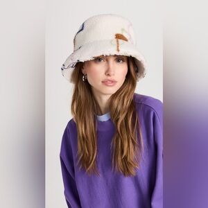 Me 🌟Free people-Lack Of Color Uno Teddy Bucket Hat